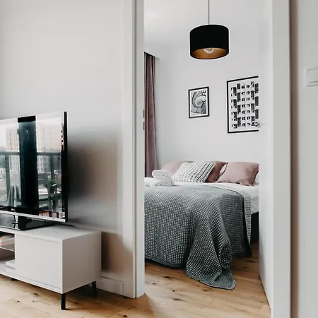 Appartement Bialowieska 67 - Z Sypialnia, Balkon W Porcie Popowice - - Fair