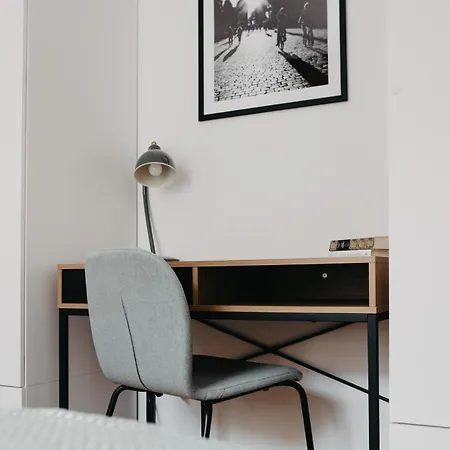 Bialowieska 67 - Z Sypialnia, Balkon W Porcie Popowice - - Fair شقة